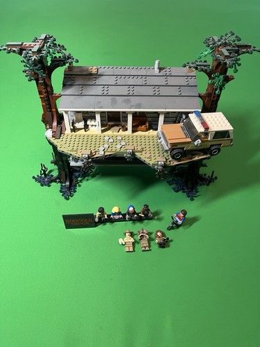 Lego 75810 stranger things the - stranger,